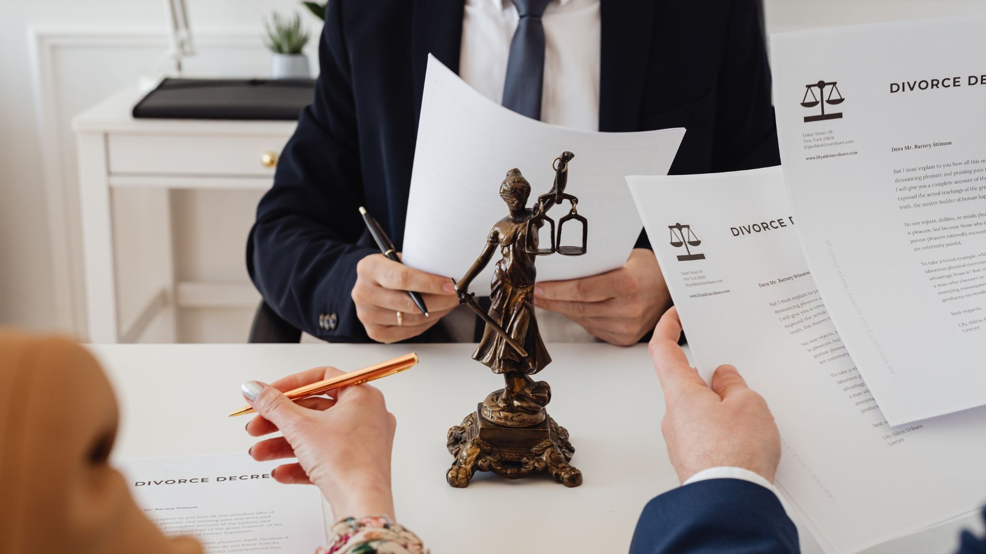 Feature – Tips For Choosing A Divorce Attorney