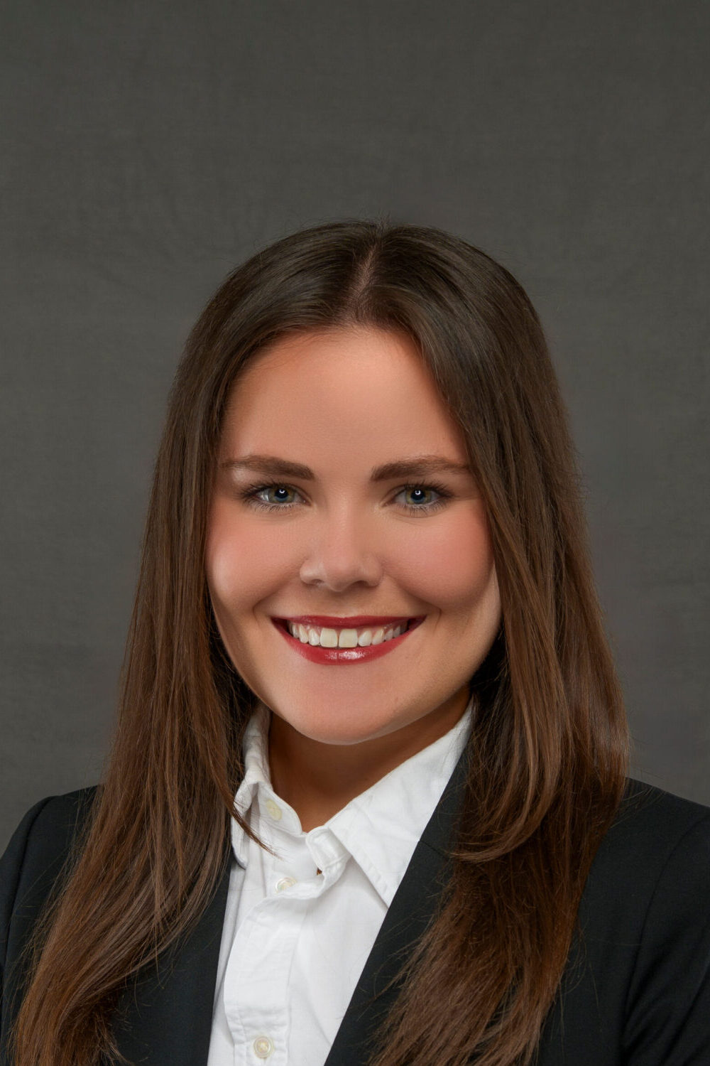 Headshot photograph of Abigail Barford, an attorney with full-service law firm Matthews & Matthews in Destin, Florida.